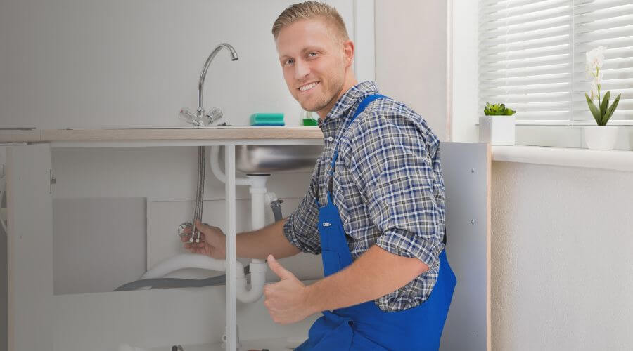 Holiday Plumbing Service in Italy, TX
